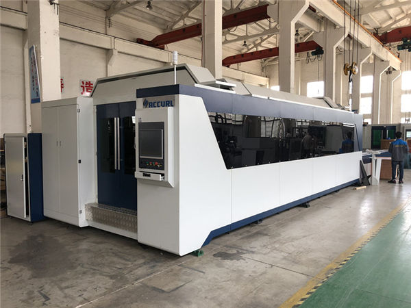 máy cắt laser ống vuông tốc độ cao